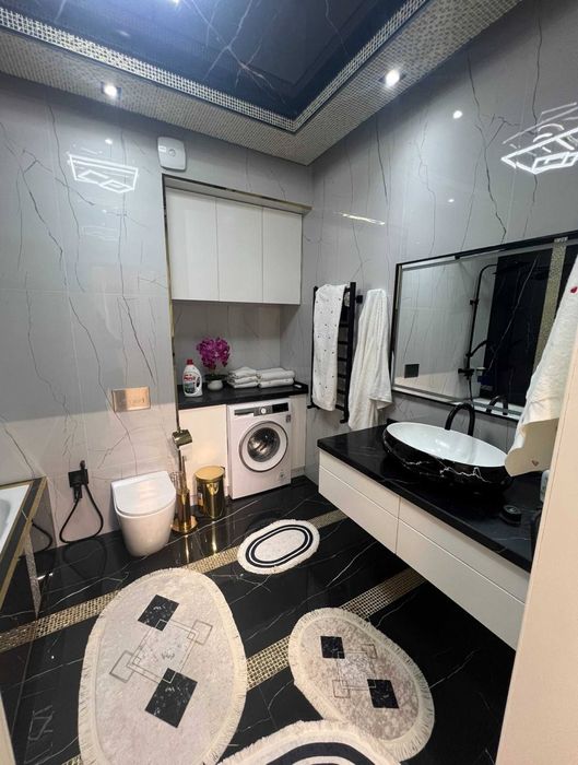 Сдаётся 3х ком квартира на улице Чехова, ор-р: клиника Федорович,108м²