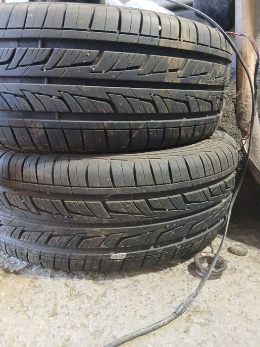 Продам резину летнюю 2 шт новую