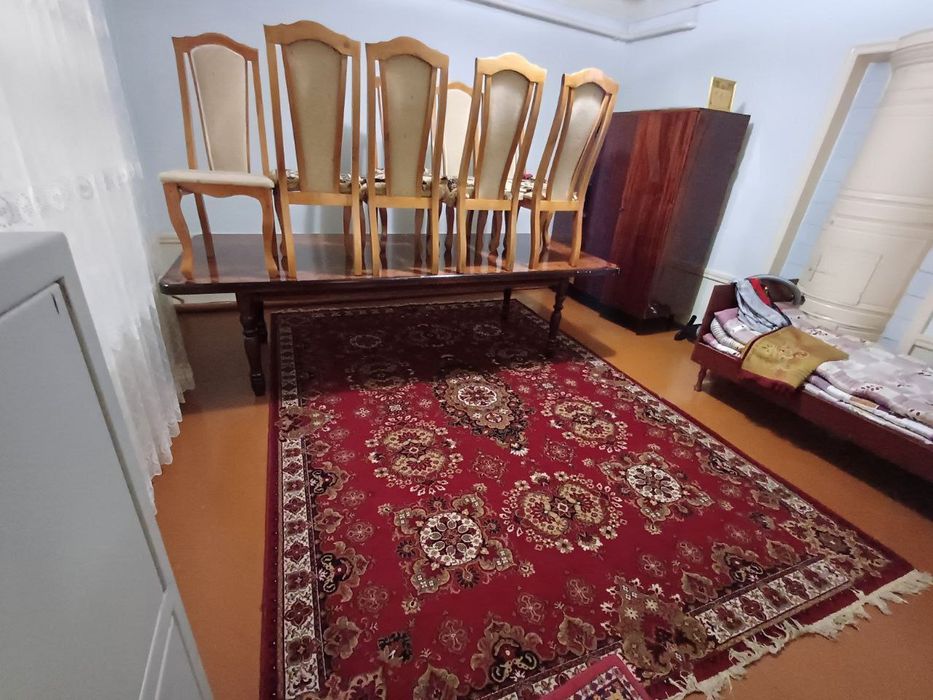 Mebel sotiladi. Yaxshi xolatda