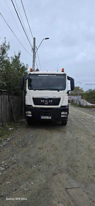 Vand sau schimb man 8x4