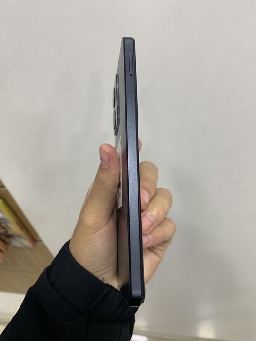 Refmi not 12 4/128 sastayana idial