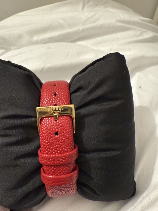 Дамски часовник Versace original