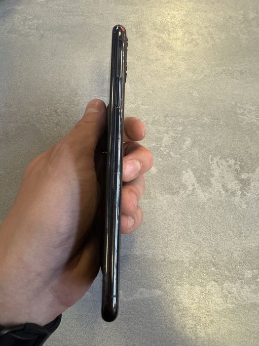 Se vinde iPhone 11 Pro Max 512Gb