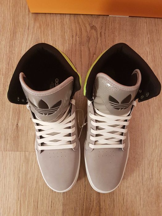 Adidas adi HIGH EXT нови мъжки баскетболни обувки номерa 44 и 44 2/3