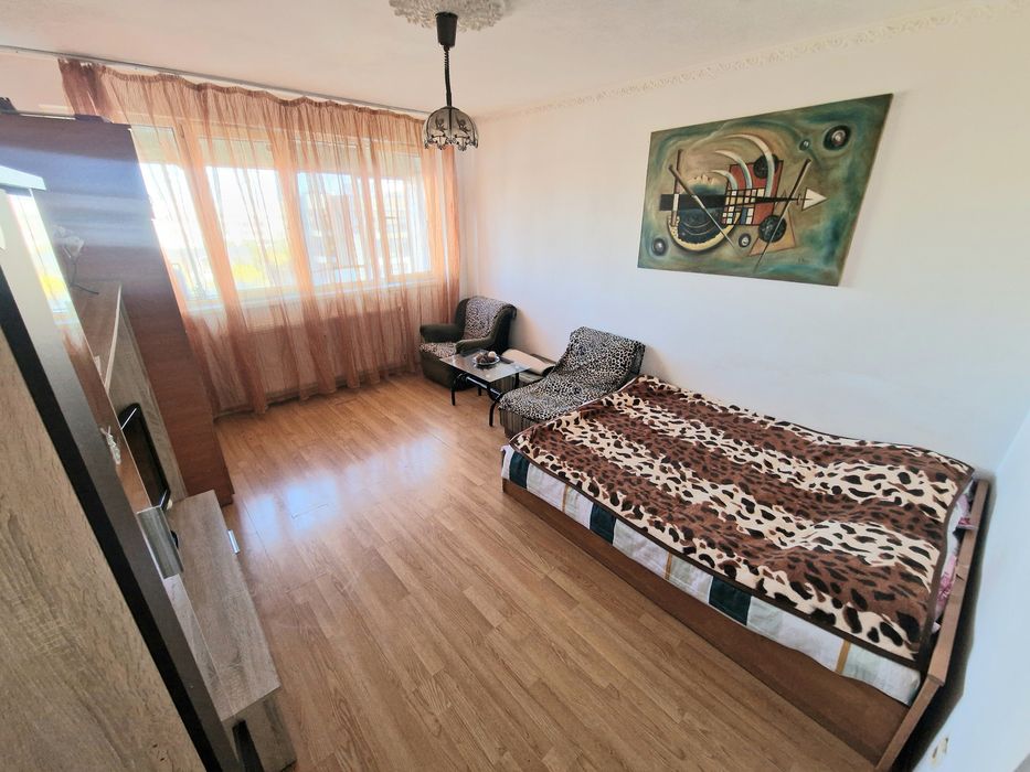 Închiriez garsonieră faleză parc viva