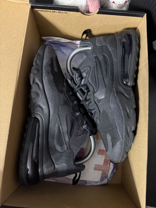 Nike Air Max React 270