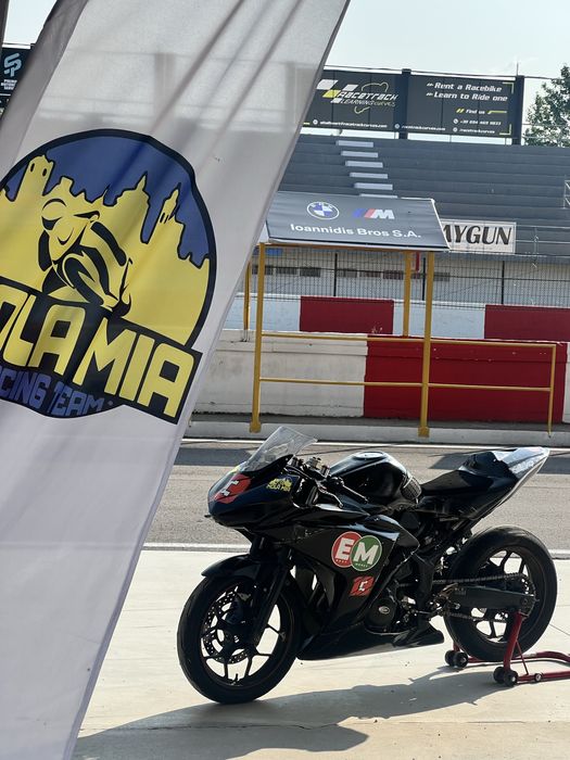Vand Yamaha R3 2015 (pista, circuit, track)