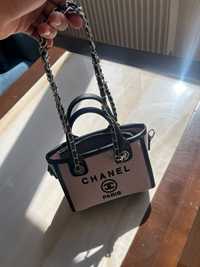 Chanel geanta femei