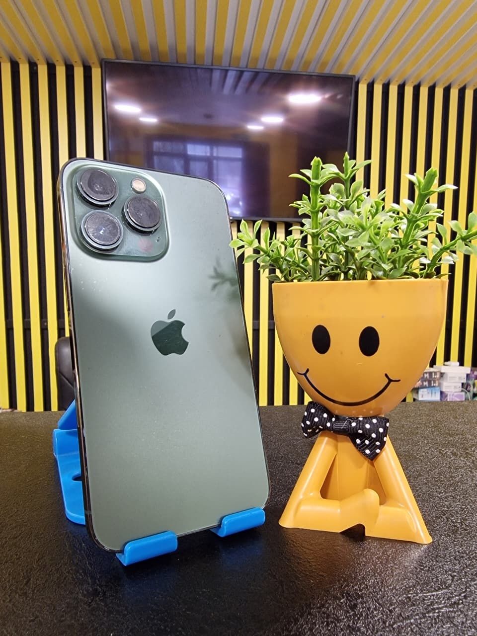 Iphone 13 pro, 256гб, 76% акб, Kaspi 0-0-12