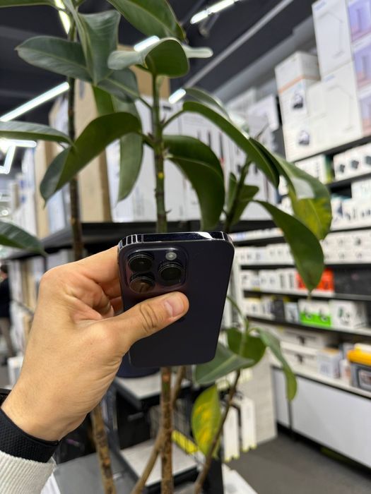 IPhone 14 Pro   / 128 GB