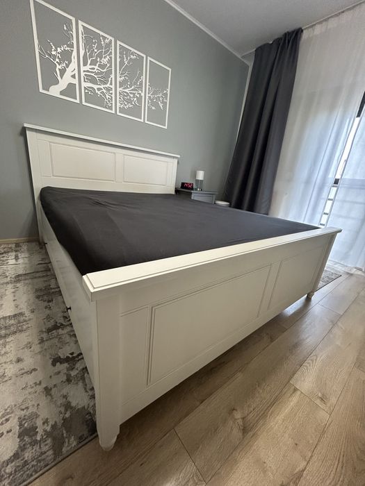 Pat 160 x 200 cu doua sertare pentru depozitare