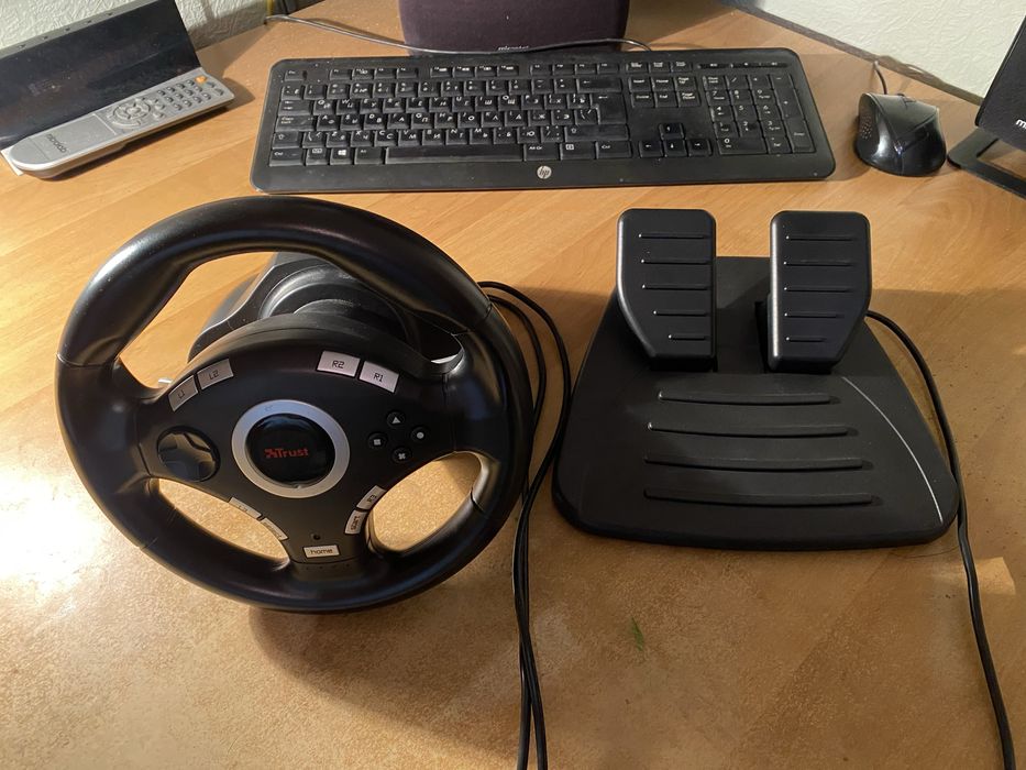 Игровой руль Trust