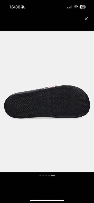 НОВИ Чехли / джапанки adidas Manchester United