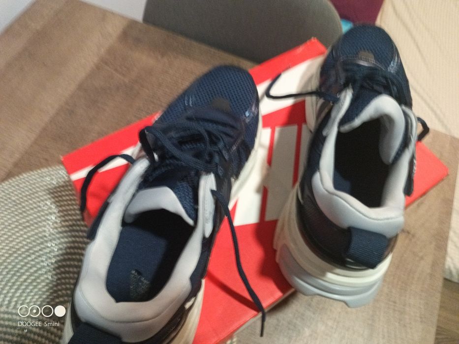 Nike v2k 44 номер 100% оригинал