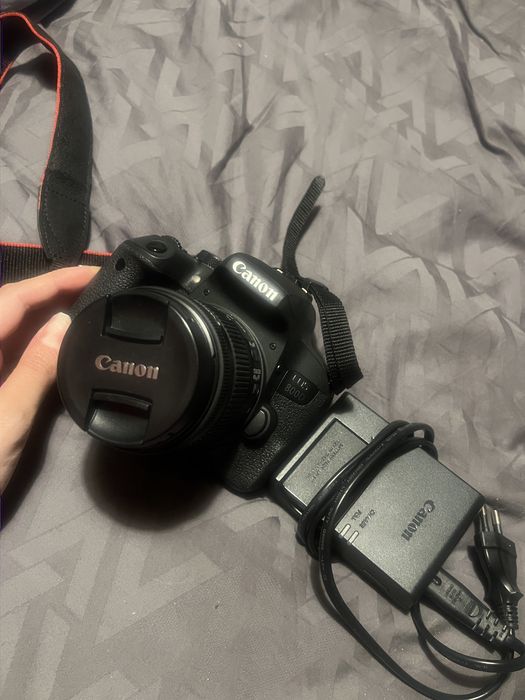 Canon 800D Фотоапарат