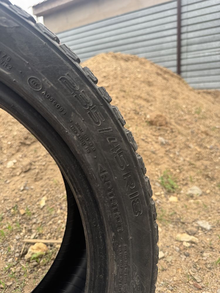 Шины 235/45 R18 бу
