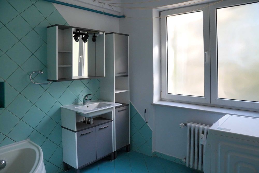 Inchiriez apartament 2 camere zona Piata Muncii, Bd. Basarabia
