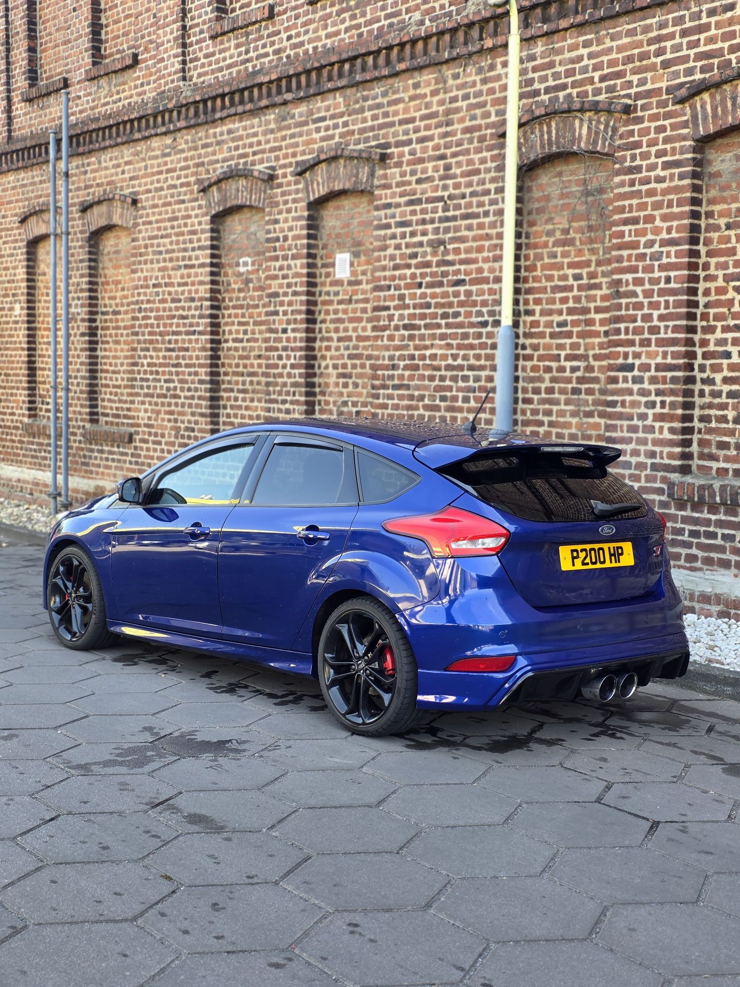 Vând schimb ford focus st