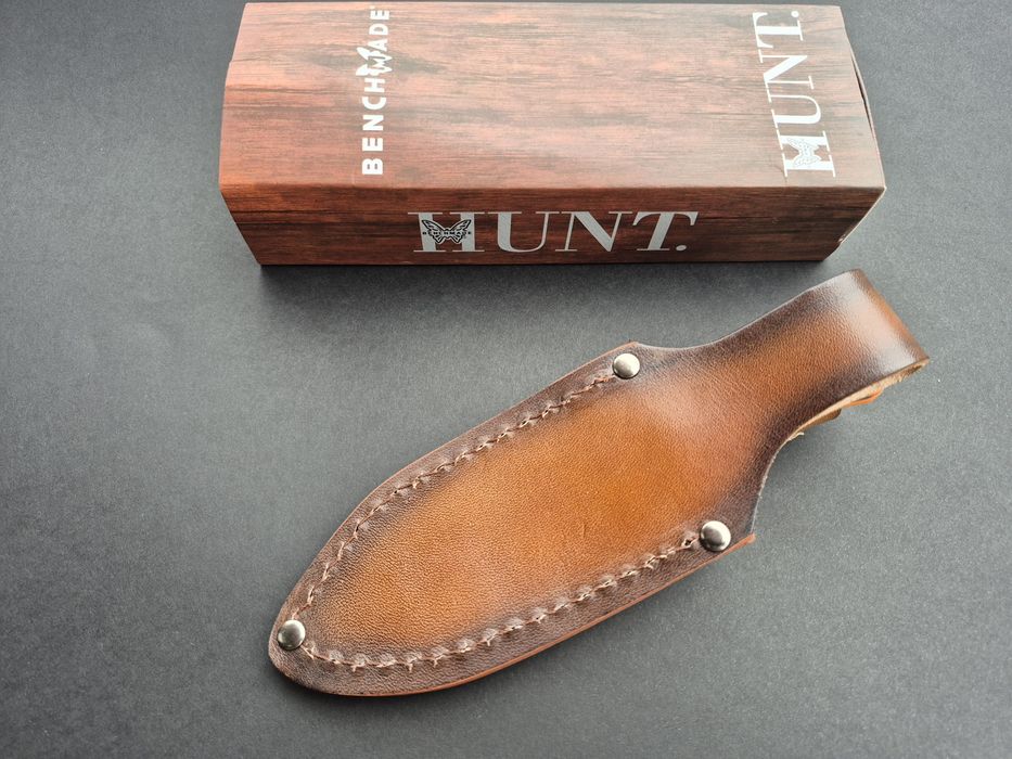 Нож Benchmade 15018 Hunt Saddle Mountain Skinner с кожена кания