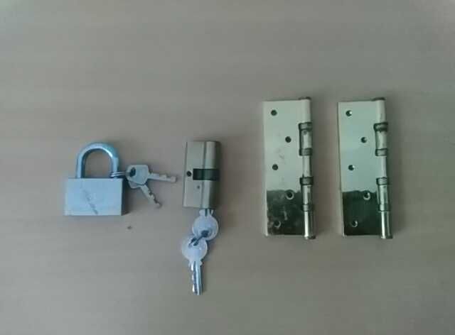 Продам сердцвину , дверные  навесы