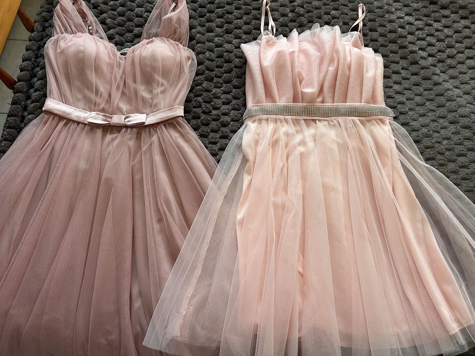 Продавам 2 къси рокли