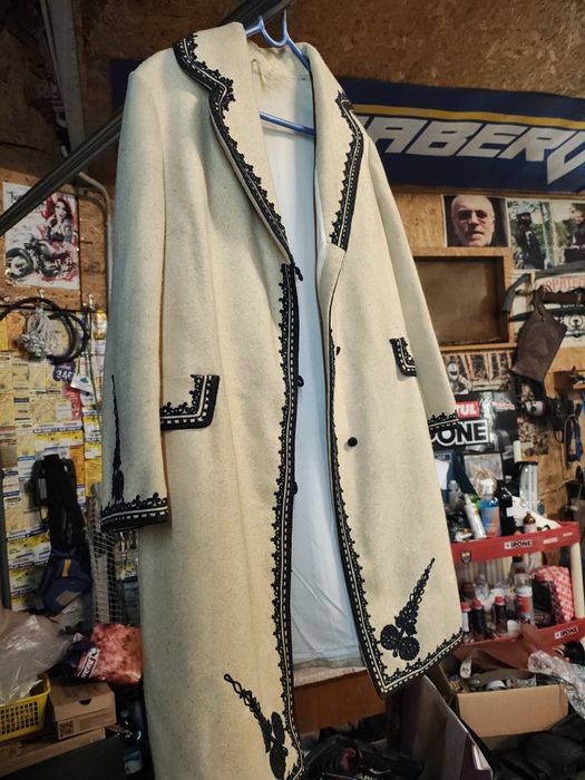 Suman tradițional ,cojoc,