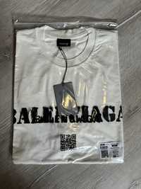 Тениска Balenciaga