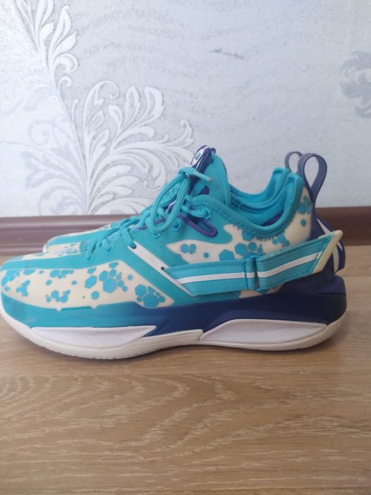 Баскетбольные кроссовки Anta GH3