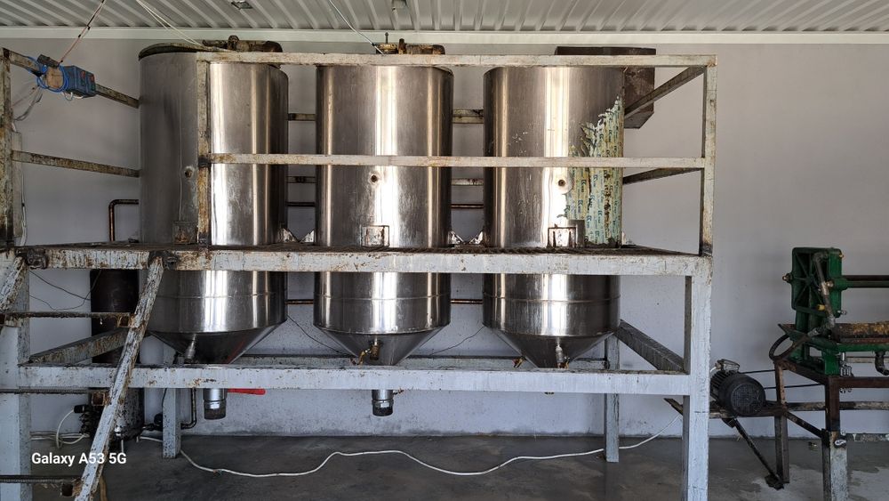 Рафнаца апарат сотилади