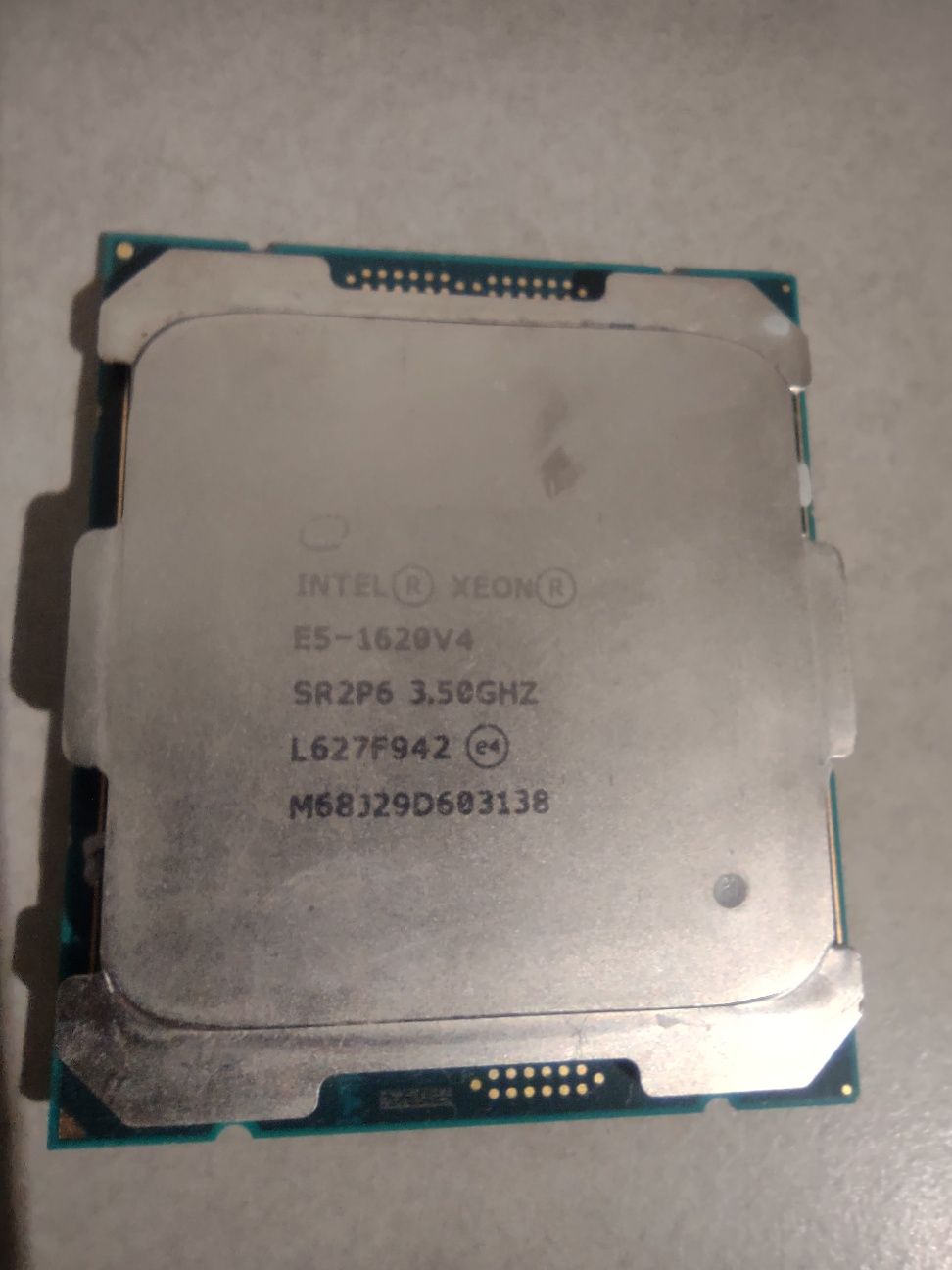 Procesor Xeon E5-1620v4