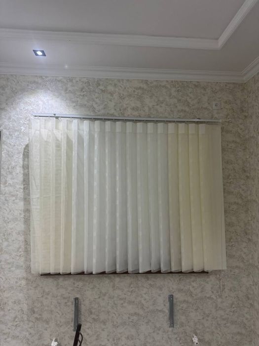 Sifatli va Arzon jalyuzilar FULL moon