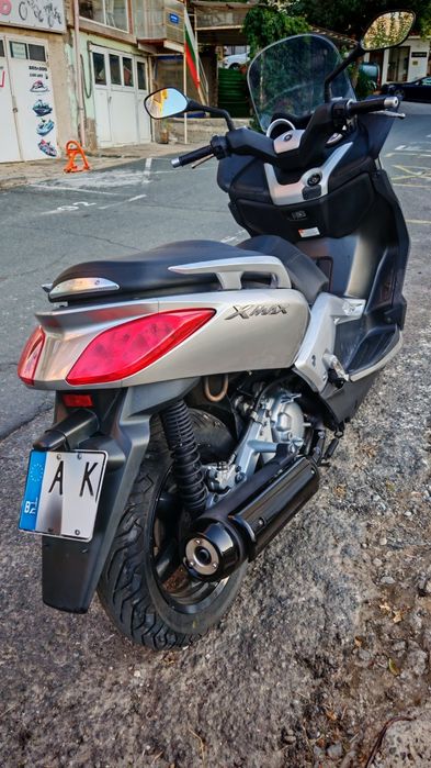 Yamaha x-max 250