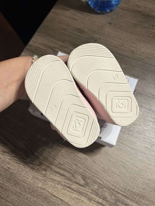 Бебешки боси сандали Колев и Колев