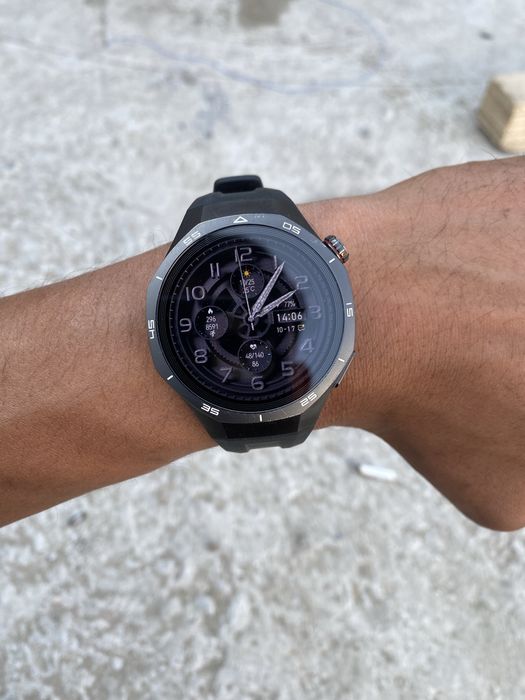 Продам смарт часы huawei watch gt 5 pro