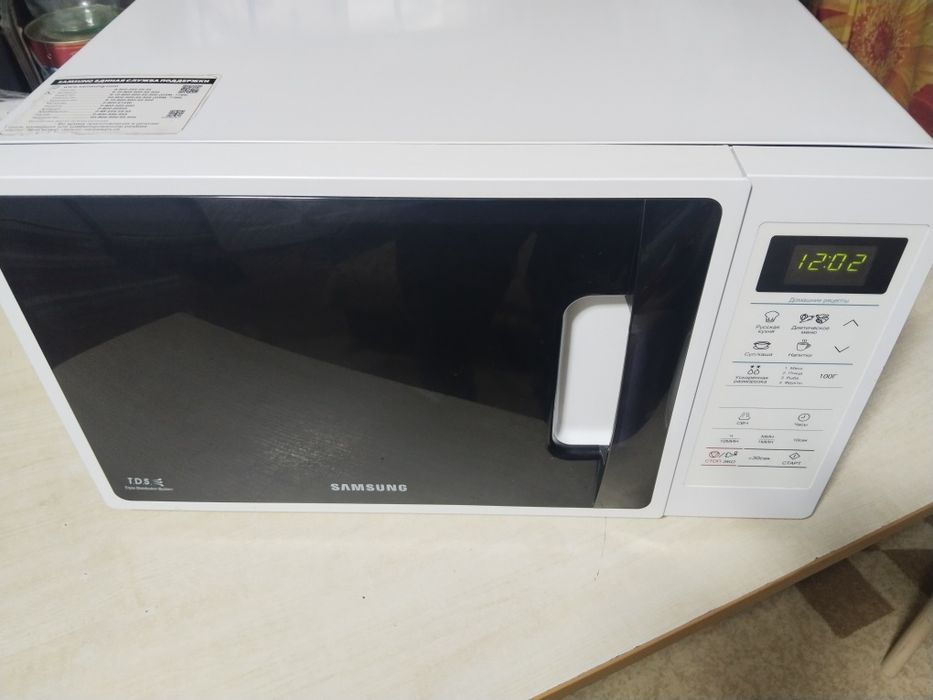 Продам микроволновоку в рабочем состоянии