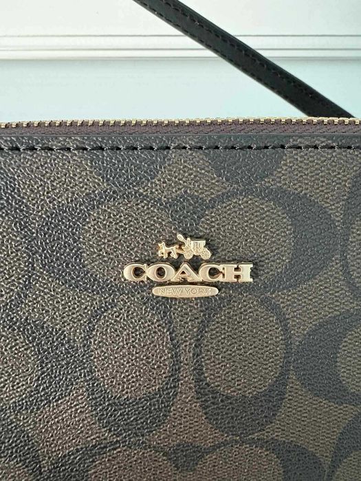 Дамска чанта - Coach