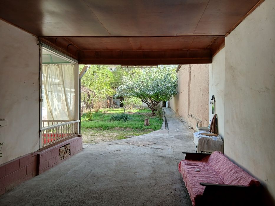 Продаётся участок под строительство. М. Улугбекский  район. Без посред