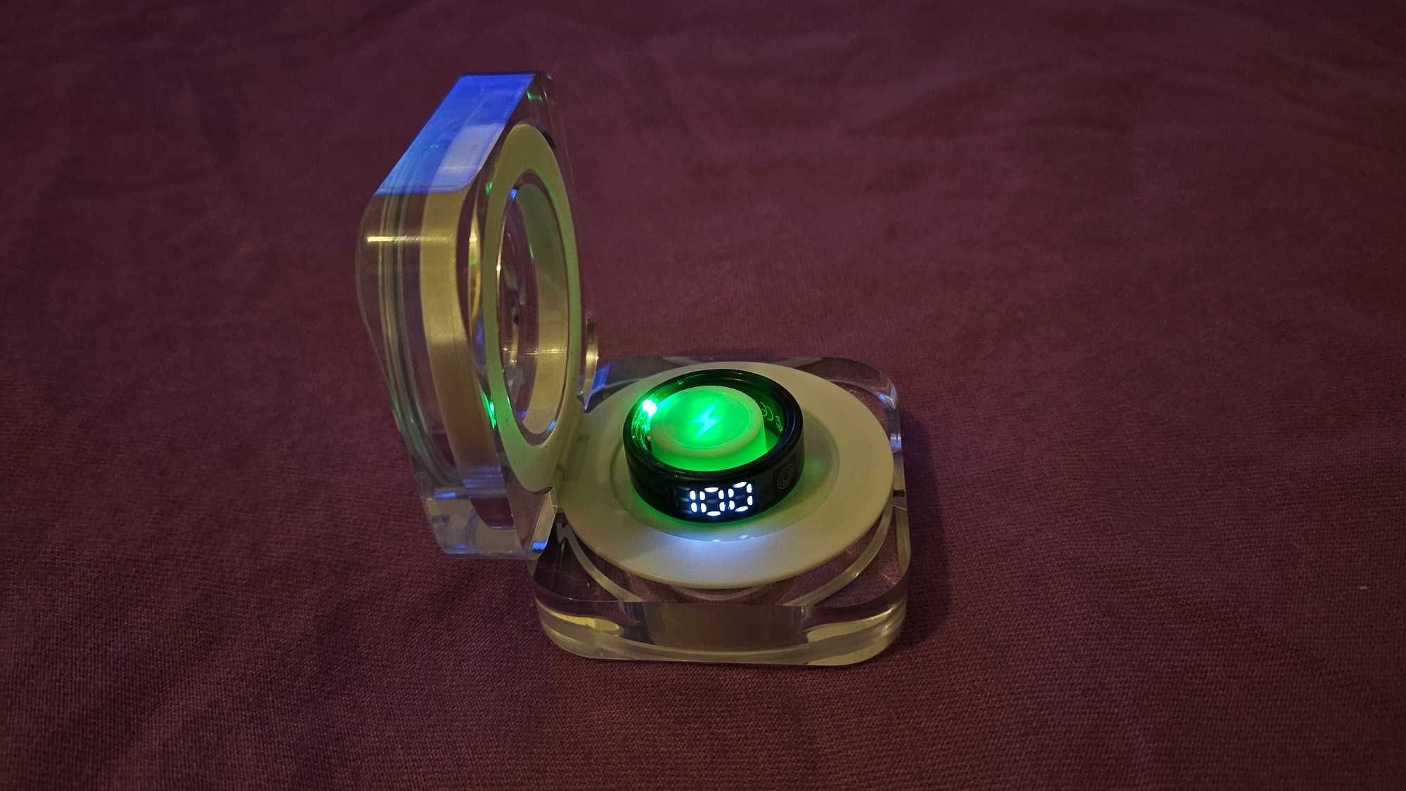 Cel mai nou Smart Ring cu display