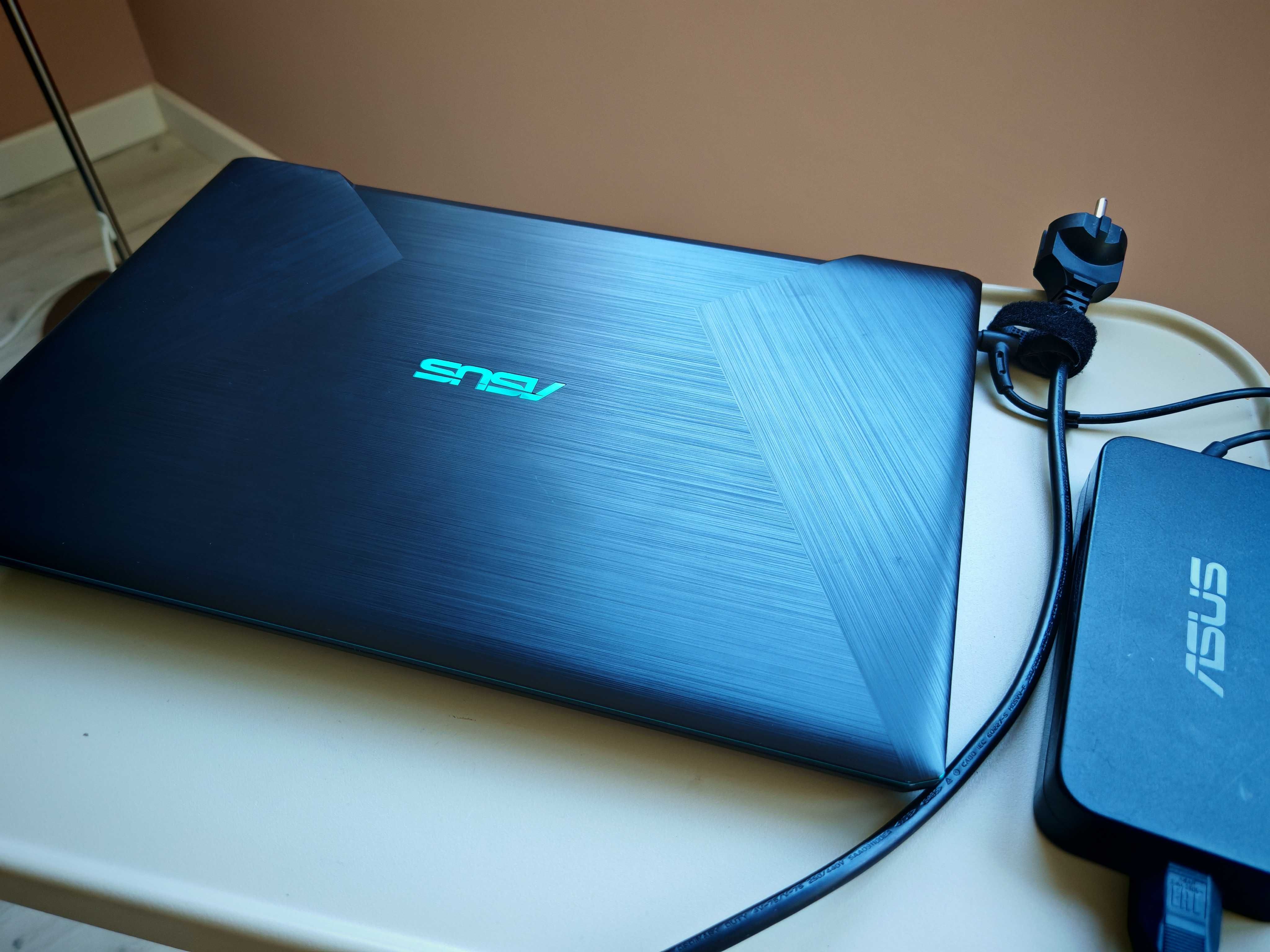Лаптоп ASUS като нов