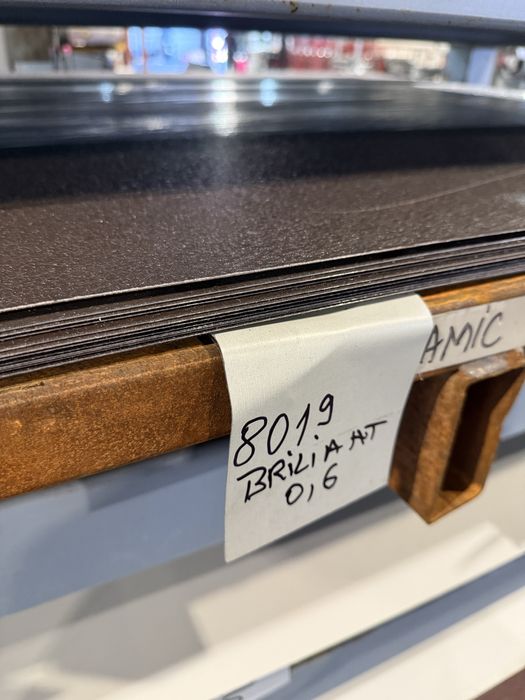 Tablă Cutată RAL 8019 Maro Închis MAT 0,5mm 4m 6m Gard Fațadă Acoperiș