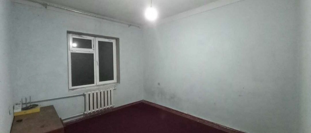 Продается 4х комнатная квартира ТТЗ  Ахмад Югнаки.