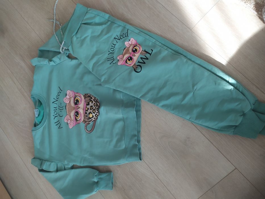 Дрешки на лотове 7-8г. и 8-9г и комплекти,поли