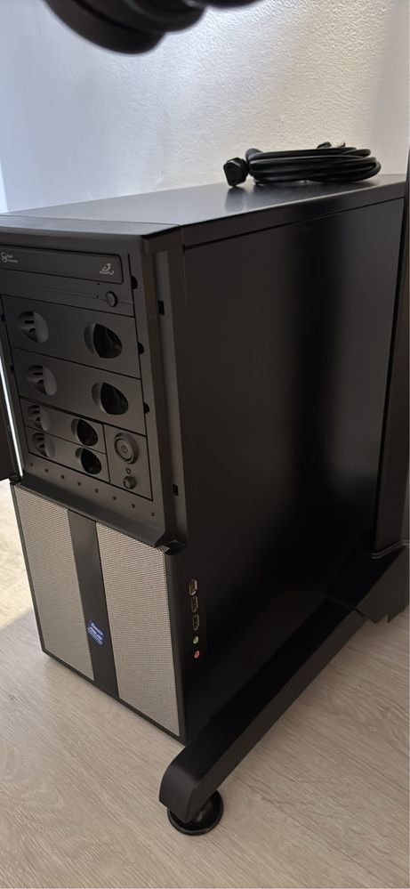 Unitate Calculator - Intel I5 Quadro Core 2400(3,10 GH)