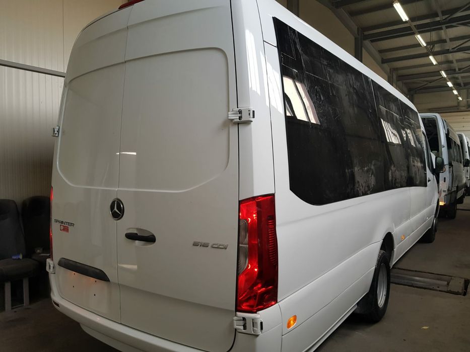 Inchirieri microbuze si autocare