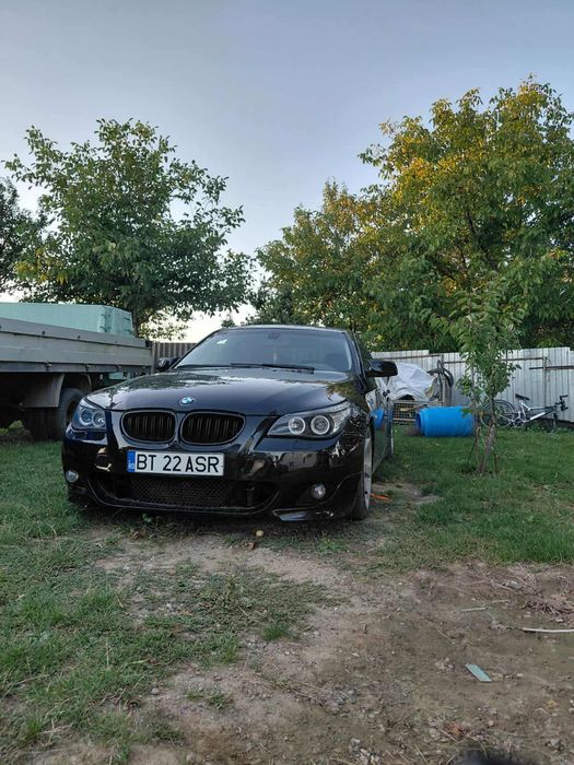 Vând BMW E 60 525