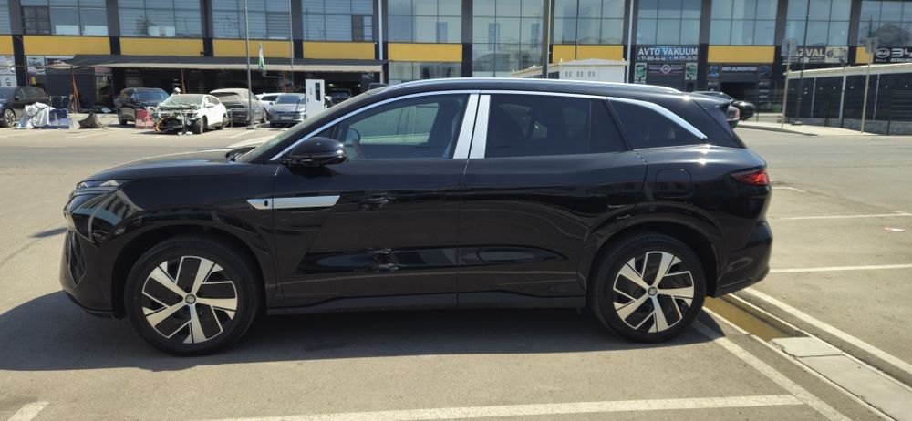 Byd tang L 670km 2 pozitsa