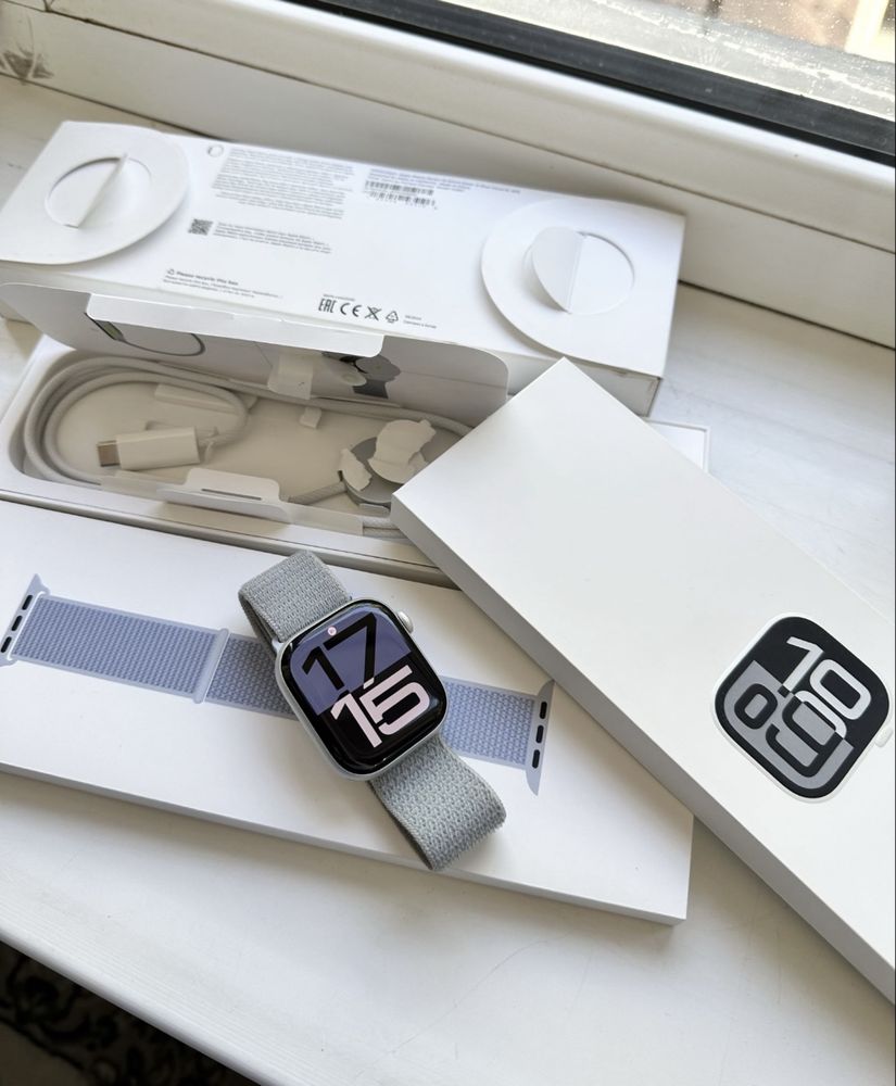 Apple watch 10 42mm silwer