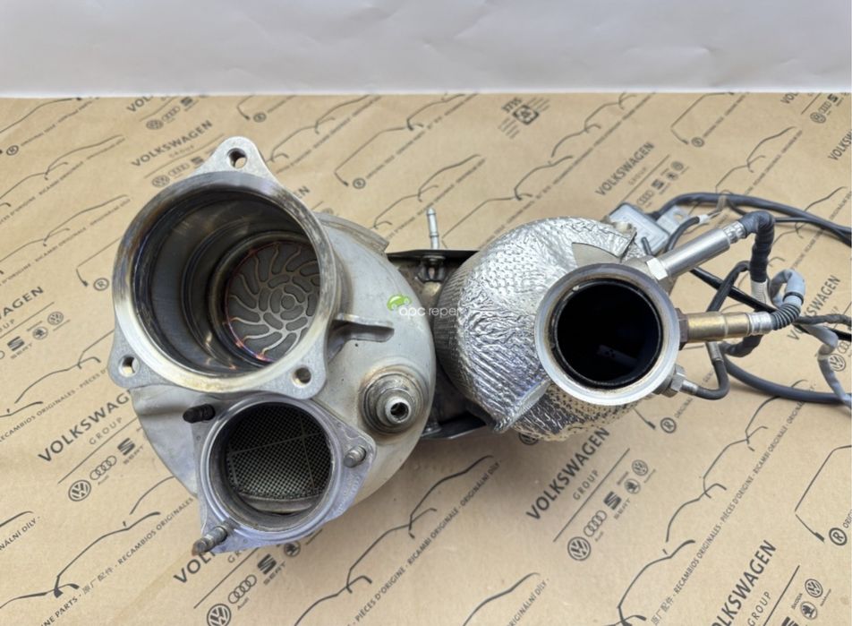 Filtru Particule Audi 2,0Tdi -190Cp - complet Nou 04L131669H