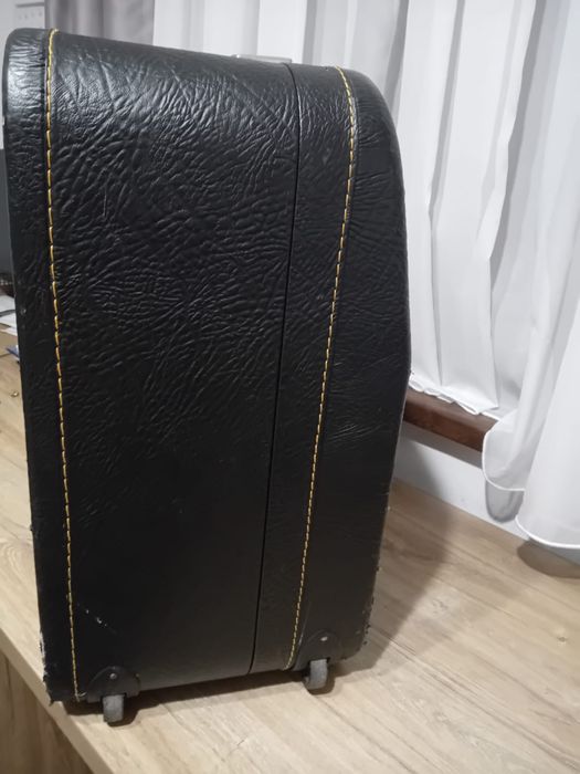 Vând acordeon Scandalli Brevetto