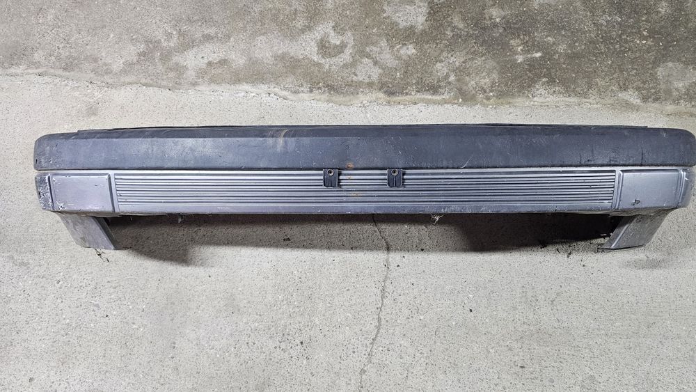 Bara fata + armatura originala Volkswagen Passat B3 USA

Se vinde exac